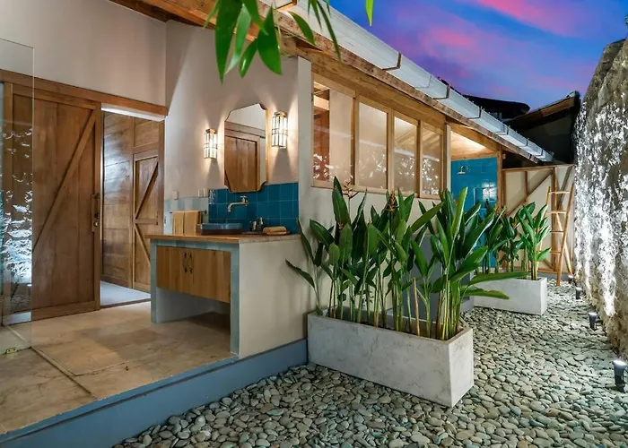 Warna Villas- Hijau Style 2 Bdr W Pool & Kitchen Uluwatu (Bali)