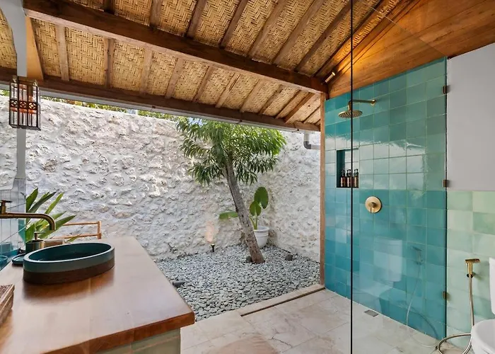 Villa Warna Villas- Hijau Style 2 Bdr W Pool & Kitchen *
